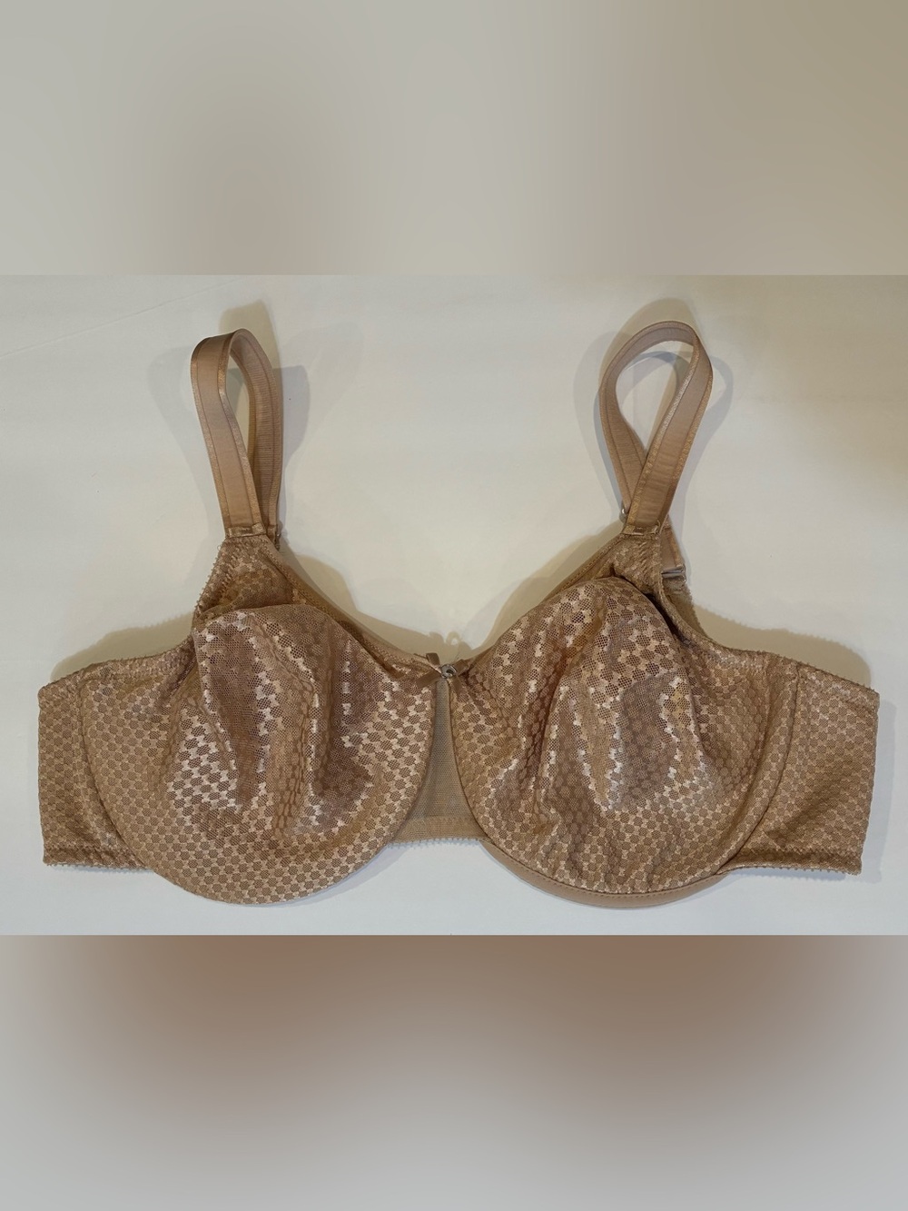 Chantelle Women's Nude Underwire Full Coverage Bra Adjustable 42C